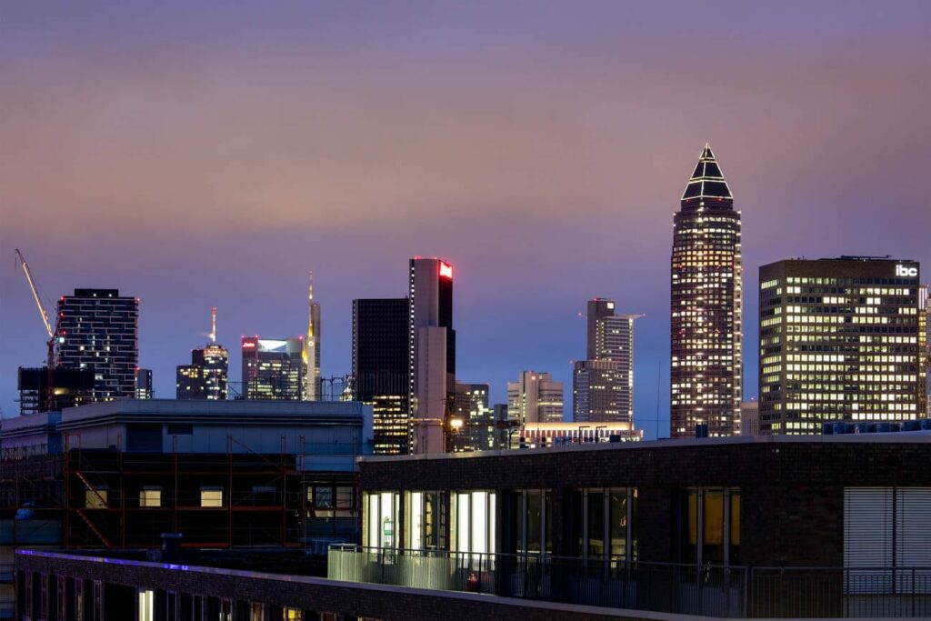 Brera Serviced Apartments Frankfurt Apartment Rentals with Frankfurt West Skyline view