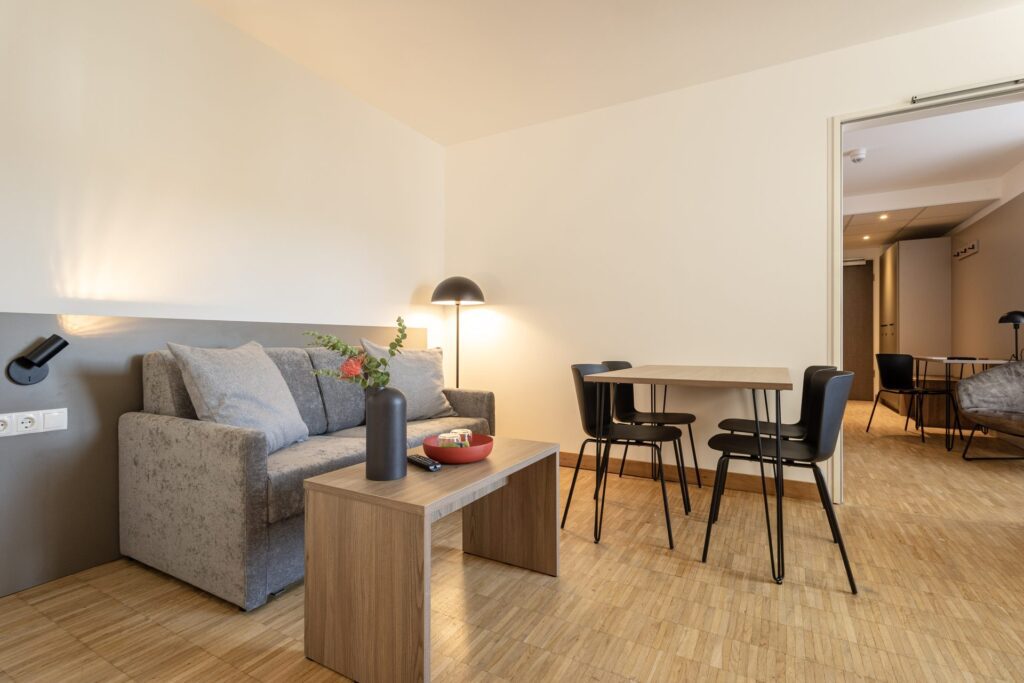 Apartment XXL Stuttgart – Foto 01